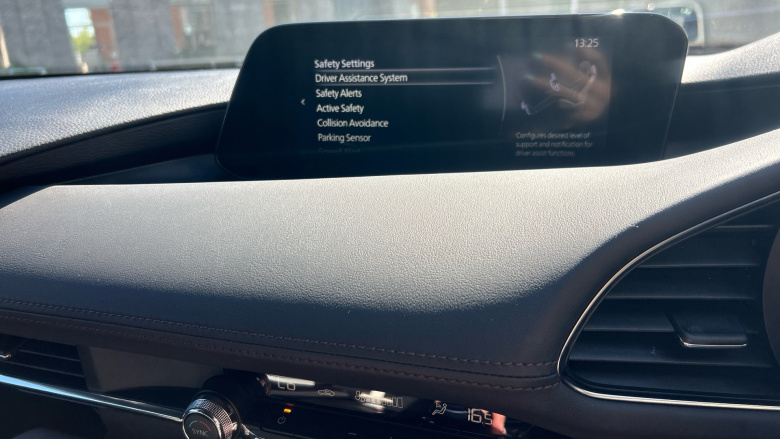 Mazda 3 2.0 e-Skyactiv G MHEV Sport Lux 5dr Petrol Hatchback